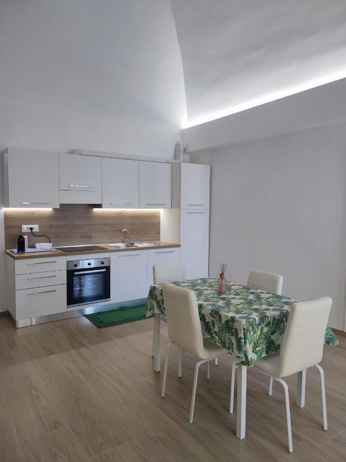 Gdb House Appartement Molfetta Buitenkant foto